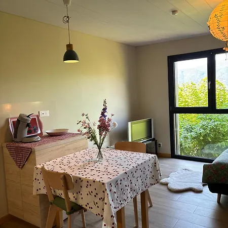Orevard Maisonnette Au Calme Dans Verdure Appartement